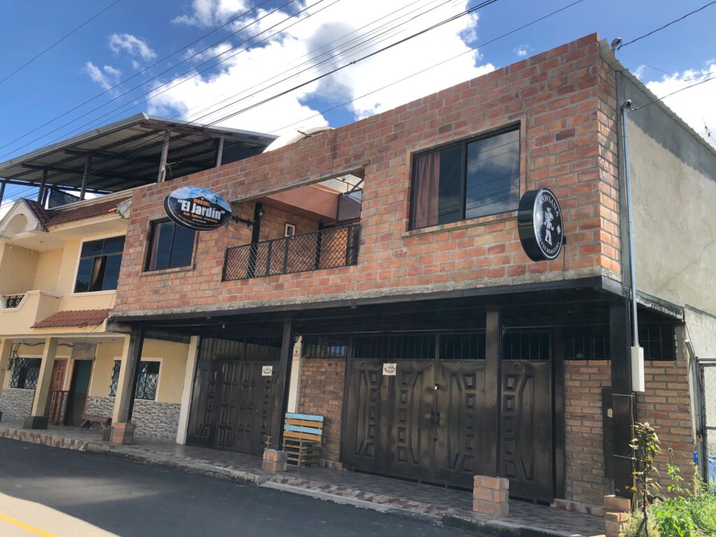 WhatsApp Image 2023-05-15 at 18.08.15 (1)